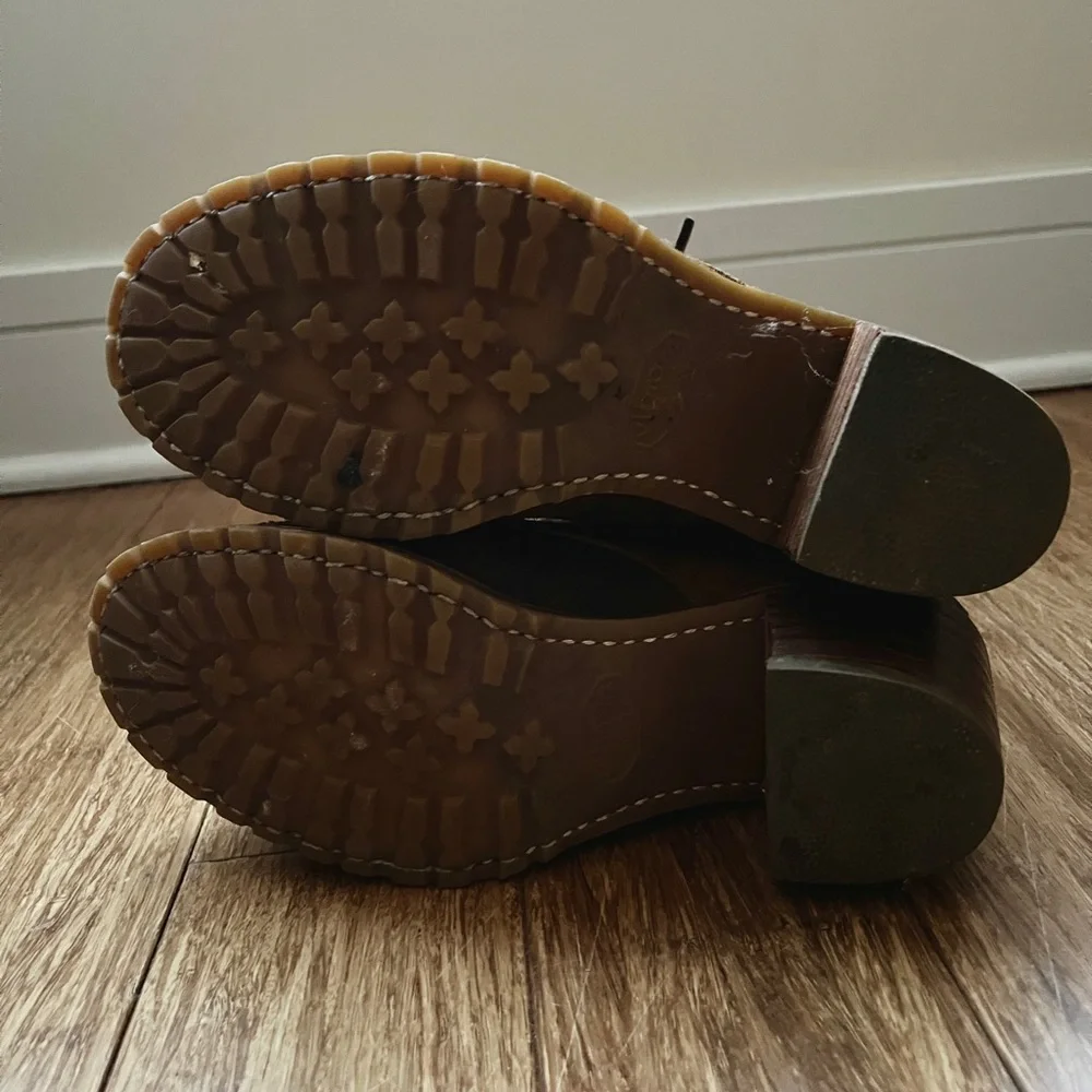 Frye Sabrina 6G Brown Distressed Suede Wood Heel - Picture 8 of 9